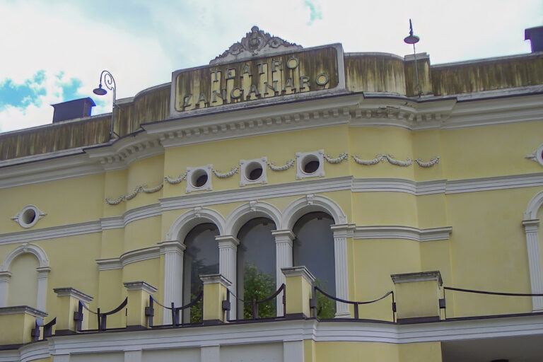 Rialto-Epoca-Spatolato-05